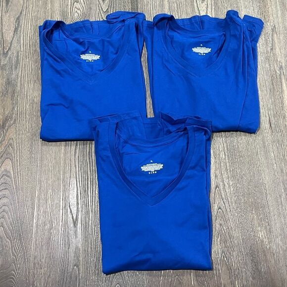 NWOT 3 Pack Mens T-Shirts V-Neckline Short Sleeve Pullover Solid Blue Size XL - Picture 1 of 4